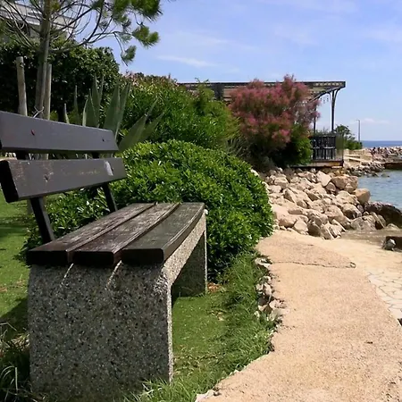 别墅 Villela - The Ideal Luxury Coastal Family Paradice With Private Heated Pool & Seaview 曼德雷